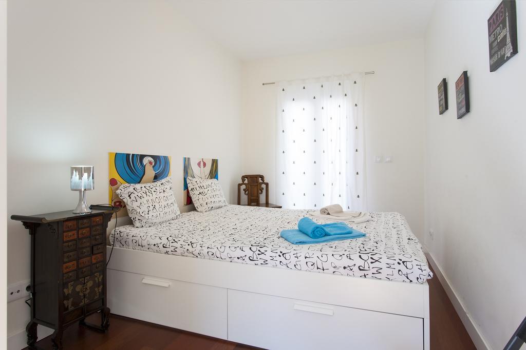 Joivy Joyful 2Br Apt With Terrace Nearby Sao Bento Palace Lisboa Dış mekan fotoğraf