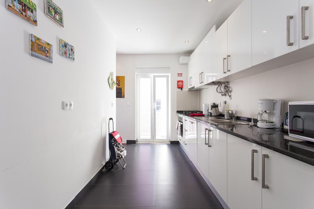 Joivy Joyful 2Br Apt With Terrace Nearby Sao Bento Palace Lisboa Dış mekan fotoğraf