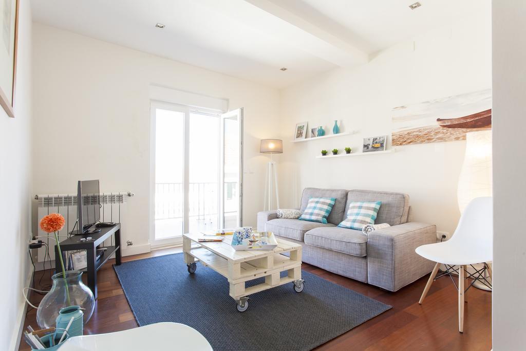 Joivy Joyful 2Br Apt With Terrace Nearby Sao Bento Palace Lisboa Oda fotoğraf