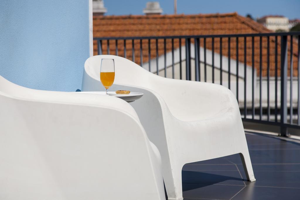 Joivy Joyful 2Br Apt With Terrace Nearby Sao Bento Palace Lisboa Dış mekan fotoğraf