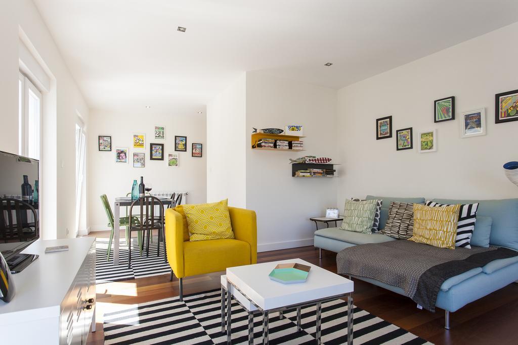 Joivy Joyful 2Br Apt With Terrace Nearby Sao Bento Palace Lisboa Dış mekan fotoğraf